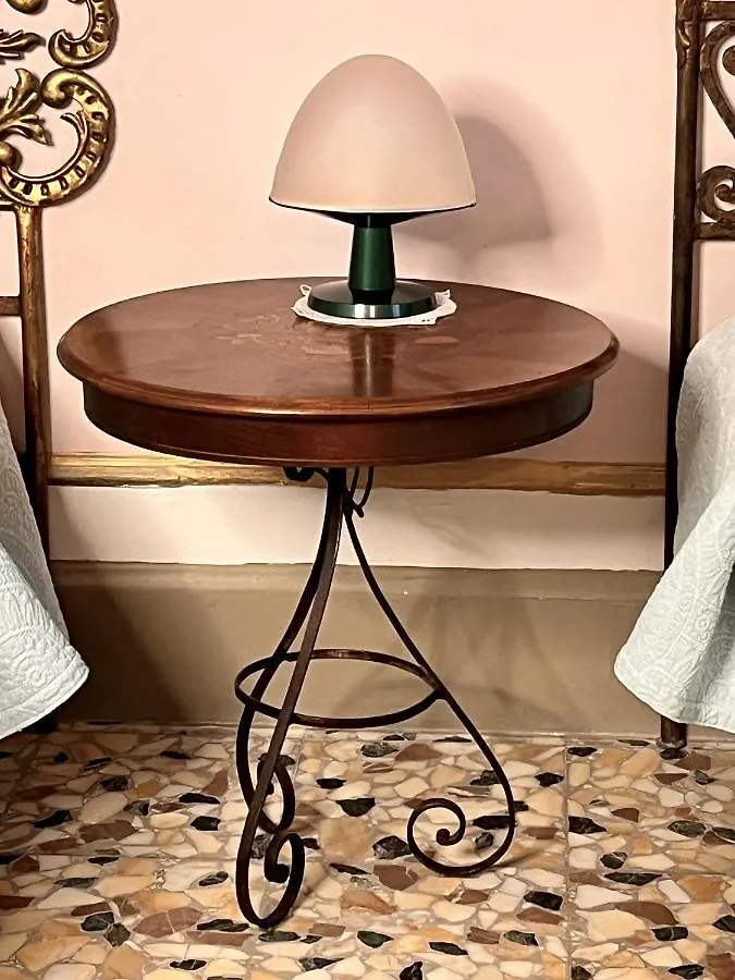 Guest house In The Center Of Florence Hotel